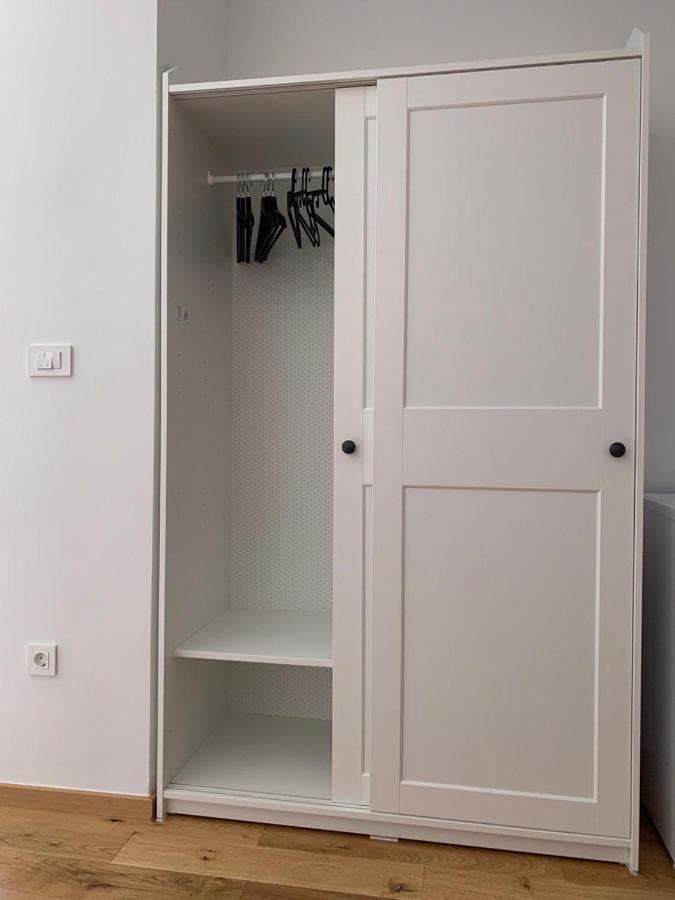 Lovely Studio Appartment With Patio Near The Sea Koper Zewnętrze zdjęcie