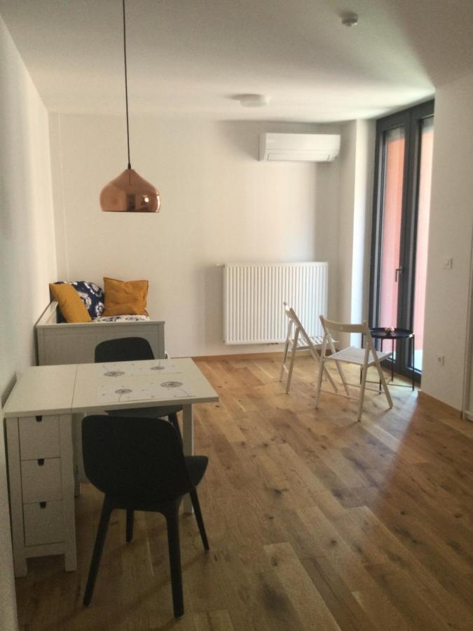 Lovely Studio Appartment With Patio Near The Sea Koper Zewnętrze zdjęcie